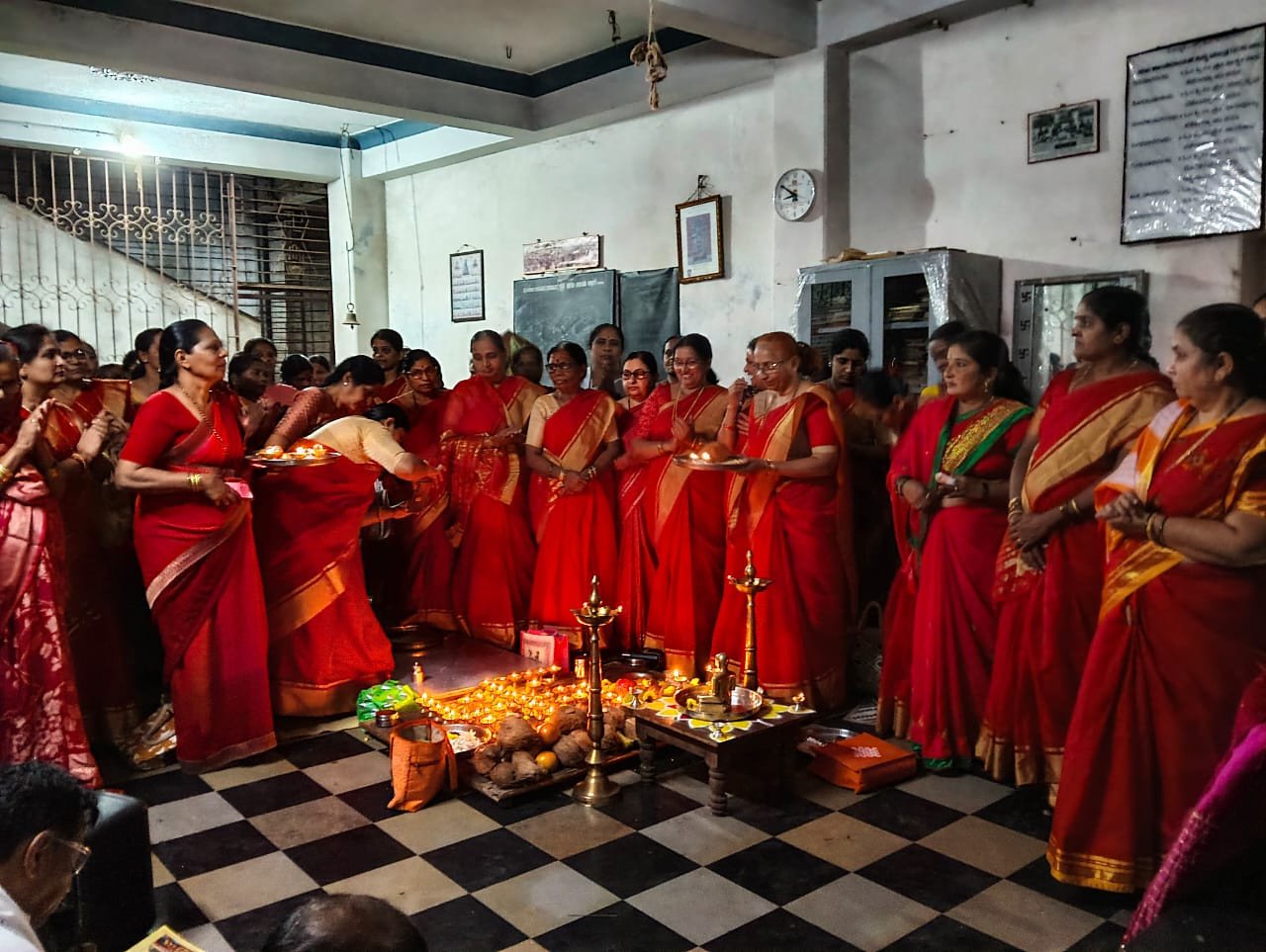 ಹಂಸಗಾಮಿನಿ ಮಹಿಳಾ ಮಂಡಳ ಅಥಣಿ