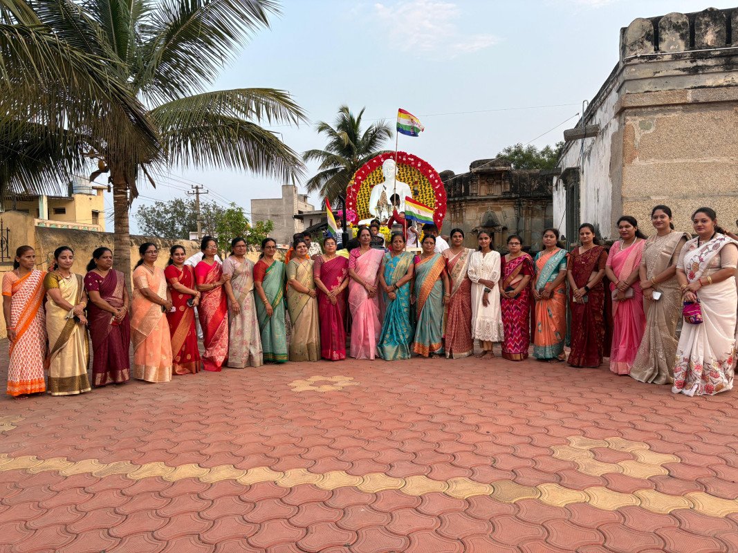 ಮಹಾವೀರ ಜಯಂತಿ ಲಕ್ಷ್ಮೇಶ್ವರ