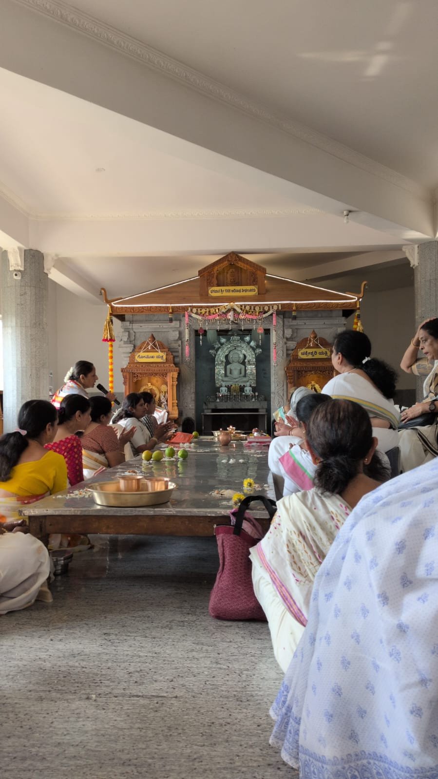 ಚಕ್ರೇಶ್ವರಿ ಮಹಿಳಾ ಸಮಾಜ. ಬೆಂಗಳೂರು.