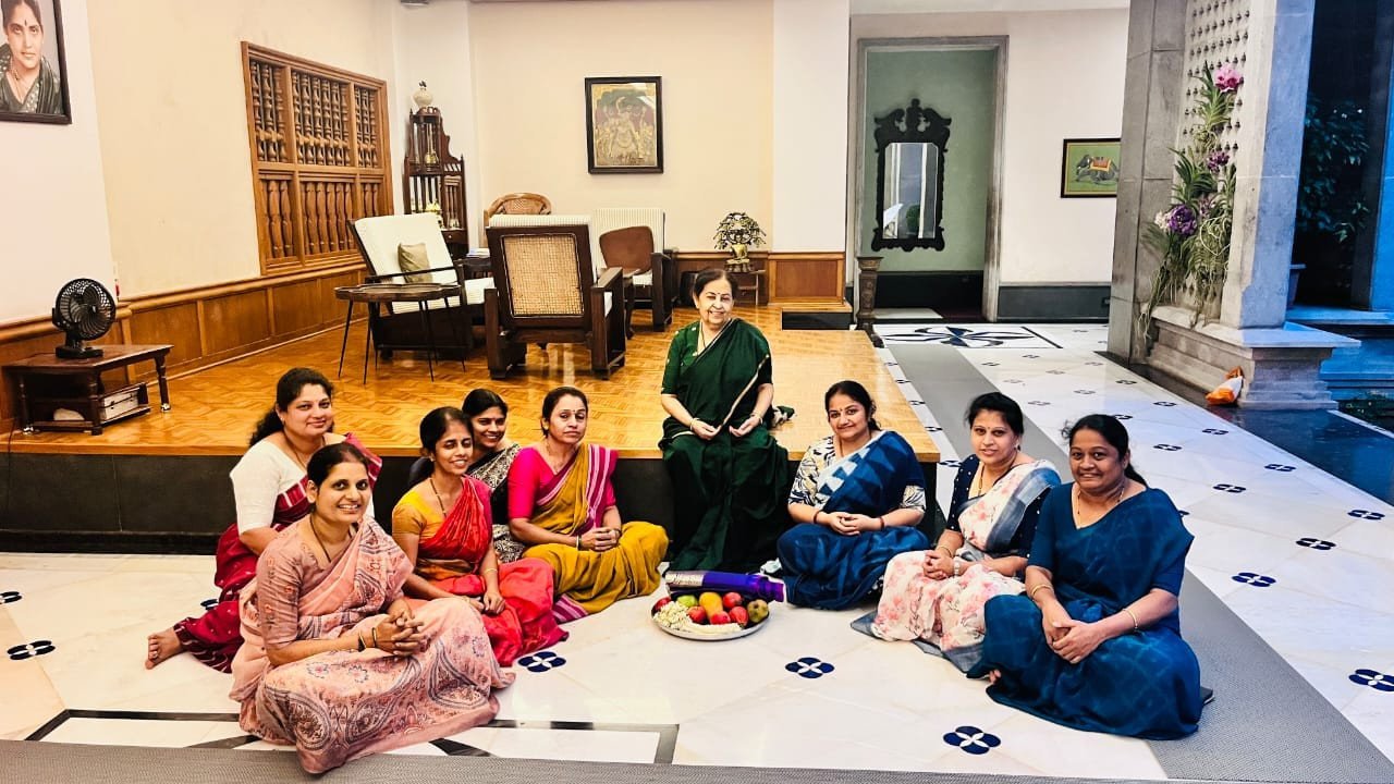 ಸ್ವಿಟ್ಜರ್‌ಲ್ಯಾಂಡ್‌ನ ಪ್ರತಿಷ್ಠಿತ ಡನ್‌ಸ್ಟರ್ ಬ್ಯುಸಿನೆಸ್ ಸ್ಕೂಲ್  ವತಿಯಿಂದ ಗೌರವ ಡಾಕ್ಟರೇಟ್ ಪಡೆದ ಮಾತೃಶ್ರೀ ಡಾ. ಹೇಮಾವತಿ ವಿ. ಹೆಗ್ಗಡೆ